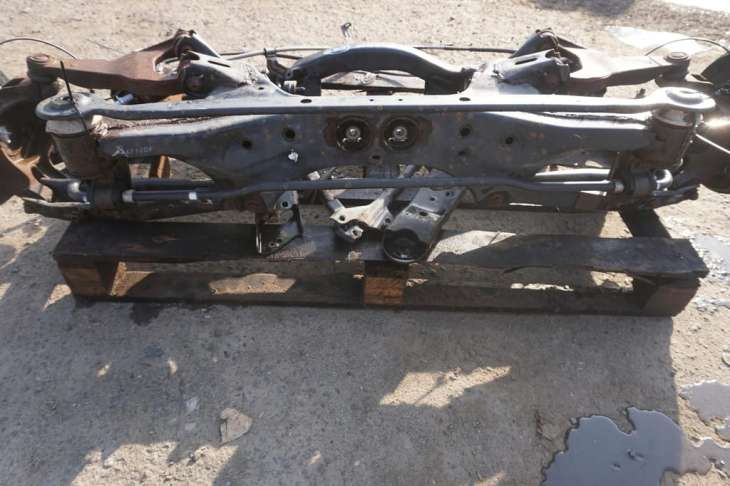 Subaru Forester Sj IV Belka Zawieszenia Tylne Sanki Zwrotnica Wahacz Abs - Image 8