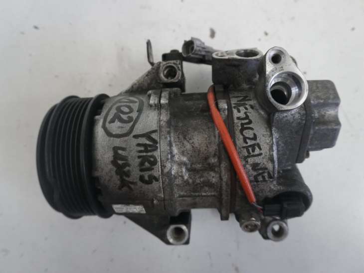 Toyota Yaris II Kompresor Klimatyzacji 447260-2331 5ser09c Nr.102 USZKODZONY NIESZCZELNY