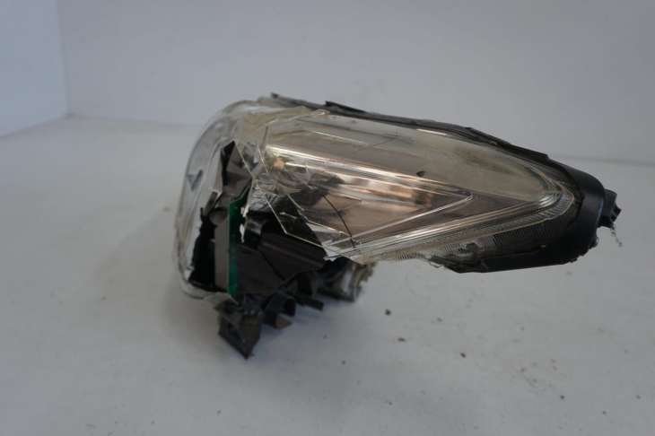 Subaru Forester Sj IV Lampa Lewa Przednia Led - Image 3