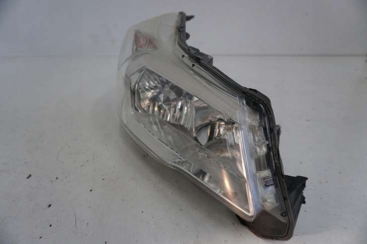 Subaru Forester Sj Lampa Prawa Przednia Xenon Uk Przetwornica Led - Image 3
