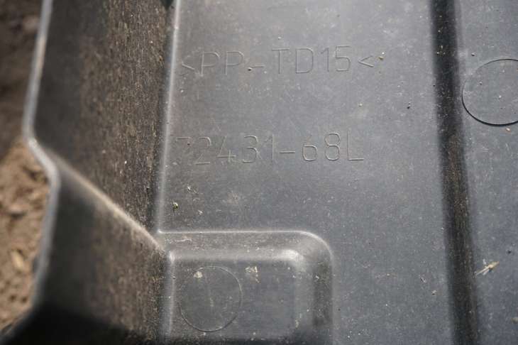 Suzuki Swift Mk7 Nadkole 72431-68l 72421-68l0 72411-68l0 72352-68l - Image 2