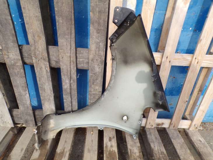 Mitsubishi Colt VI 5d Błotnik Prawy Przedni Czarny - Image 10