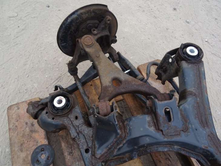Subaru Legacy V Outback Belka Zawieszenia Tylne Wahacz Sanki Zwrotnica - Image 4