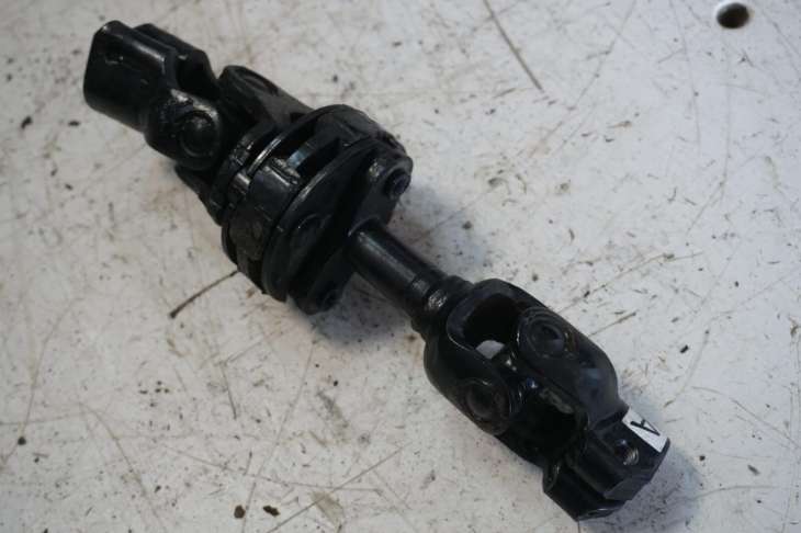 Subaru Impreza Liftback Gt Krzyżak Kolumny Kierowniczej - Image 2