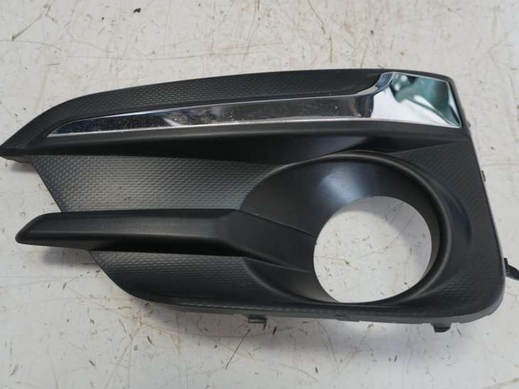 Subaru Impreza Liftback Gt Zaślepka Zderzaka Lewa Halogen 57731fl050