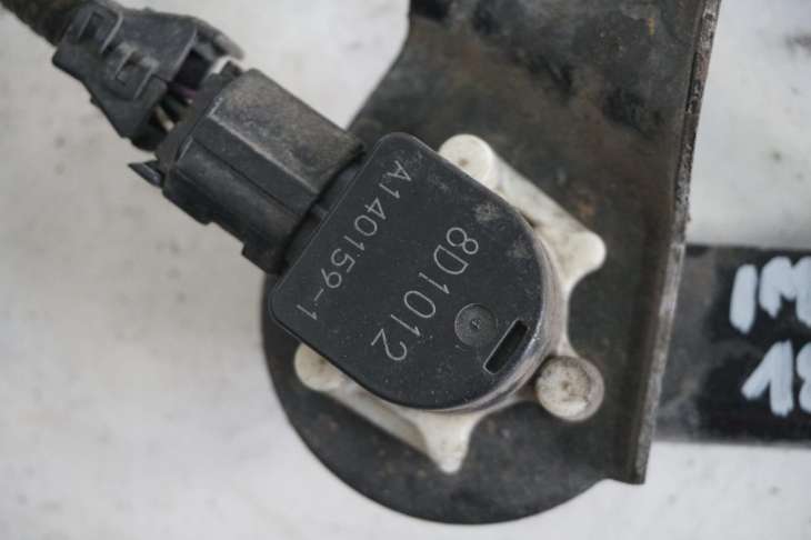 Subaru Impreza Liftback Gt Czujnik Poziomowania Lamp - Image 3