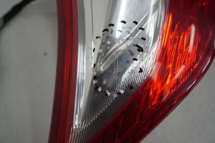 Suzuki Swift Mk7 IV 2013r Lampa Prawa Tylna 35650-68l00 - Image 3