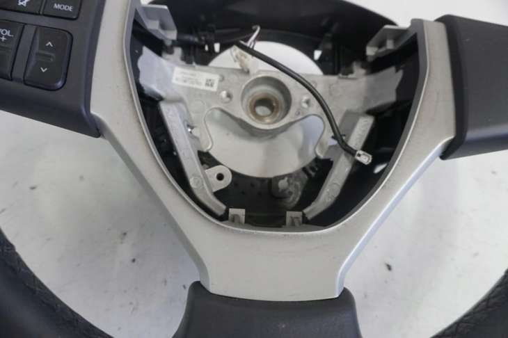 Suzuki Swift Mk7 IV Kierownica Multifunkcyjna Gs120-04450 Nr.16 - Image 3