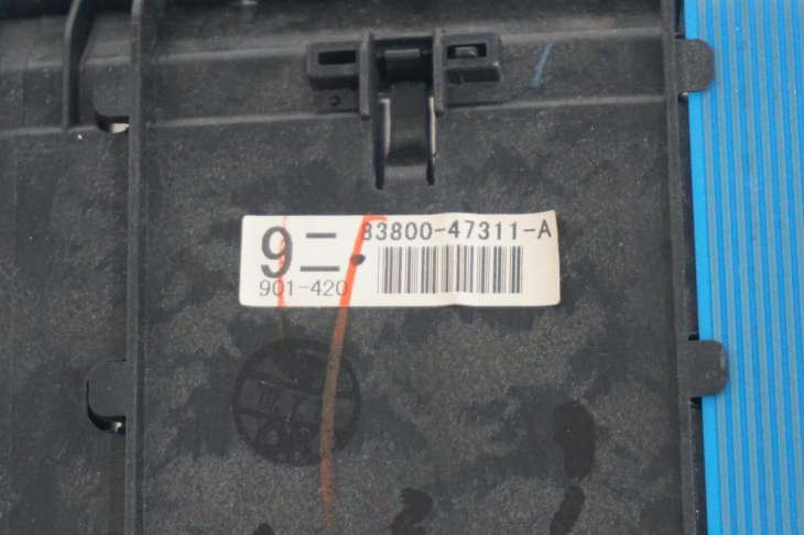 Toyota Prius II Wyświetlacz 83800-47311 Uk - Image 3