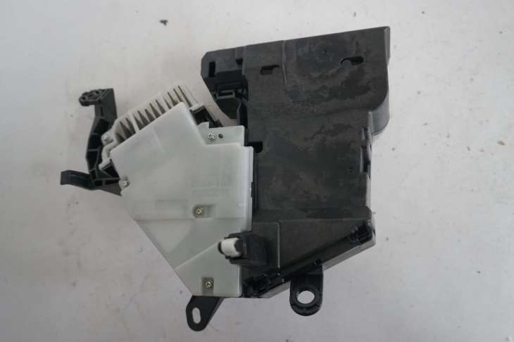Toyota Prius III Head Up 83108-47010 Uk - Image 4
