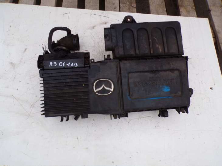 Mazda 3 Bk 2006r Sterownik Komputer Silnika 100140-7150 Z608