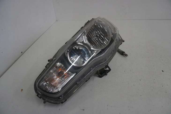 Mitsubishi Lancer Sportback VIII Lampa Lewa Europa Klosz - Image 2