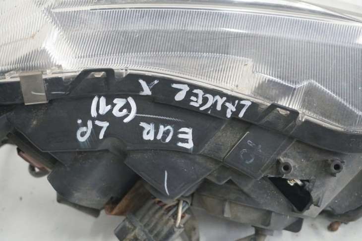 Mitsubishi Lancer Sportback VIII Lampa Lewa Europa Klosz - Image 5