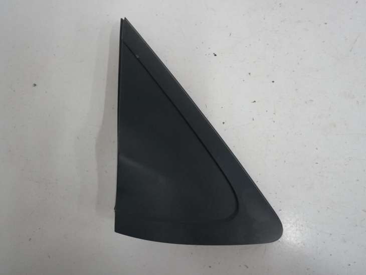 Mazda 2 Listwa Nakładka Na Błotnik Przedni Prawa D65169155