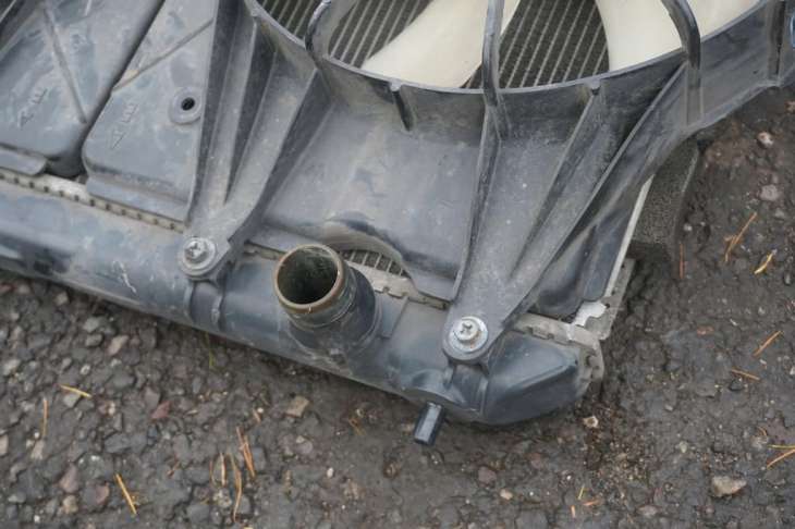Honda Fr-V 2.2d Wentylatory Chłodnica 422000-8402 168000-9580 168000-7940 - Image 6
