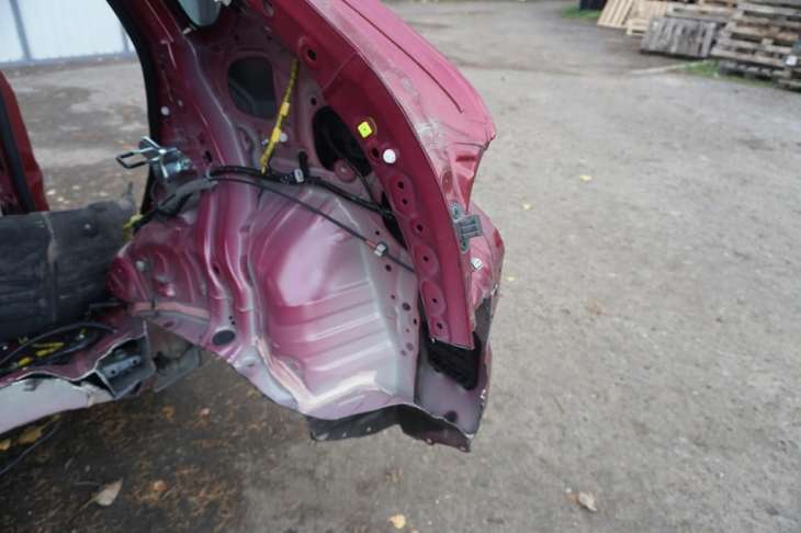 Subaru Impreza Liftback Gt Błotnik Prawy Tylny H2q Poszycie - Image 2