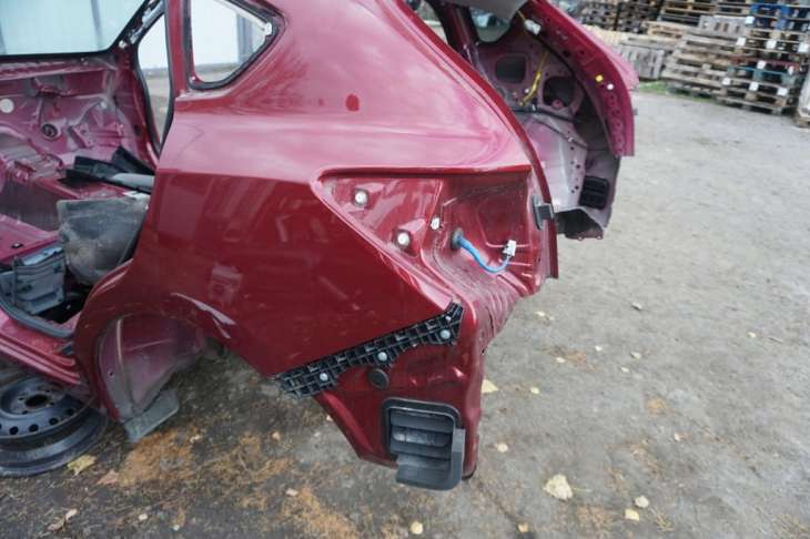 Subaru Impreza Liftback Gt Błotnik Lewy Tylny H2q Poszycie
