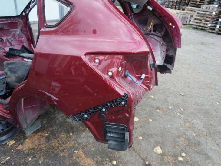Subaru Impreza Liftback Gt Błotnik Lewy Tylny H2q Poszycie