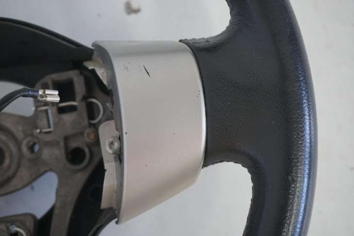 Toyota Yaris II Kierownica Skóra Nr.65 - Image 3