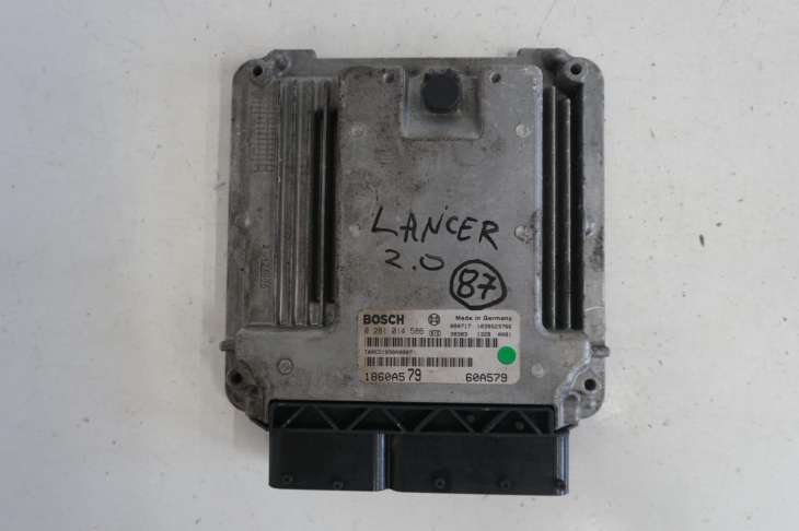 Mitsubishi Lancer VIII Komputer Sterownik Silnika 1860a579