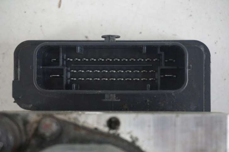 Suzuki Swift Mk7 IV Pompa Sterownik Abs 56110-68la2 - Image 5