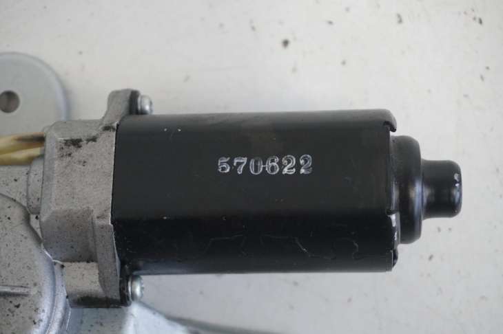 Honda Jazz III Mechanizm Wycieraczki Tylnej - Image 2