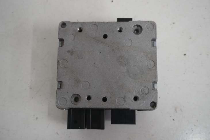 Suzuki Swift Mk7 Moduł 38720-68lc2 - Image 3