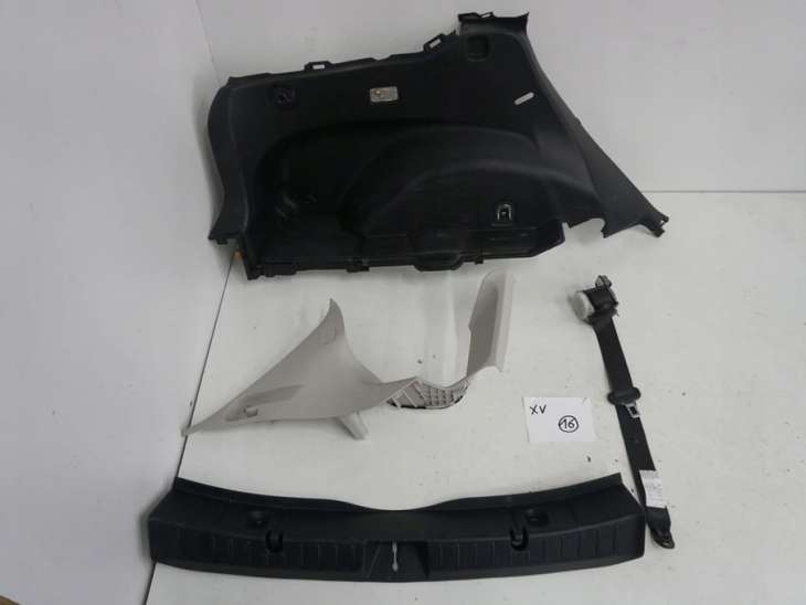 Subaru XV Boczek Bagażnika Pas Tylny Lewy 94026fj010 94046fj010 94015fj010