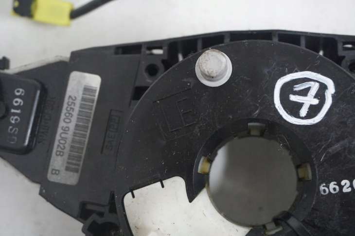 Nissan Note Przełączniki Taśma Kierownicy 255609u02b 255609u00b 255609u00c - Image 2