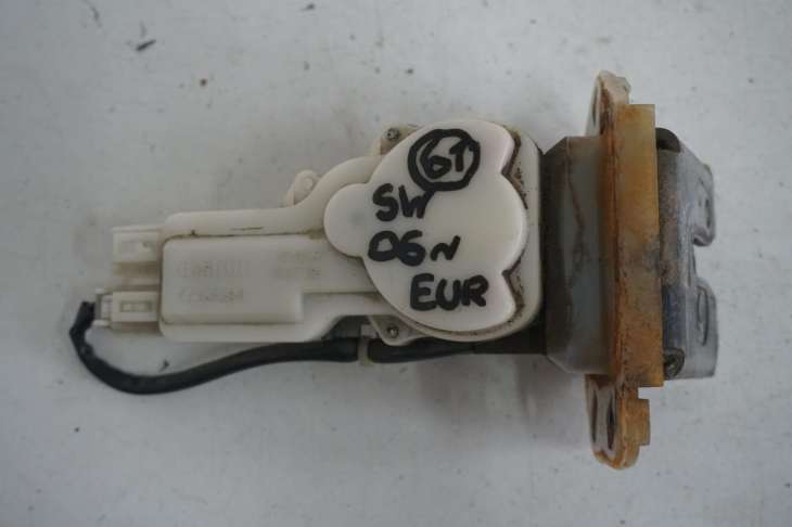 Suzuki Swift IV Zamek Klapy Tylnej Bagażnika B6765 Europejski