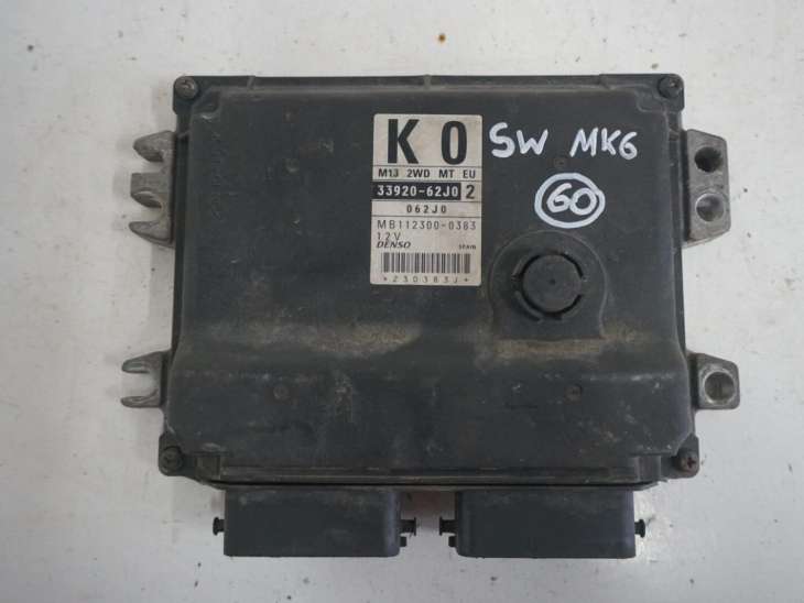 Suzuki Swift Mk6 Komputer Sterownik Silnika 33920-62j02 112300-0383