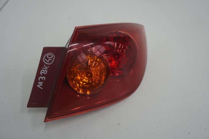 Mazda 3 Bk Lampa Prawa Tylna Hatchback - Image 3