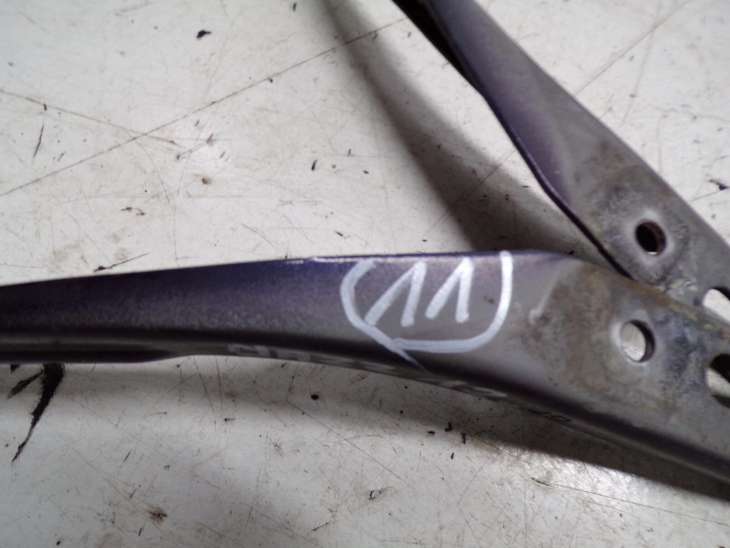 Honda Jazz III 2012r Zawiasy Maski - Image 3