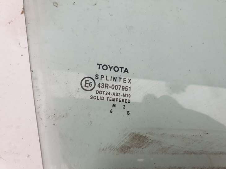 Toyota Corolla E12 2006r 3d Szyba Boczna Drzwi Prawa - Image 3