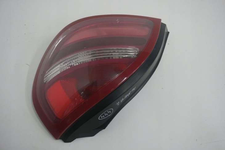Nissan Almera N16 Lampa Prawa Tylna - Image 3