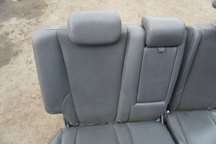 Hyundai Tucson I Jm Tylna Kanapa Skóra Siwa 2005 2006 2007 - Image 4