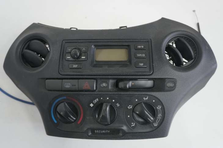 Toyota Yaris I Lift Wyswietlacz Panel Radia Nawigacja 86110-0d030