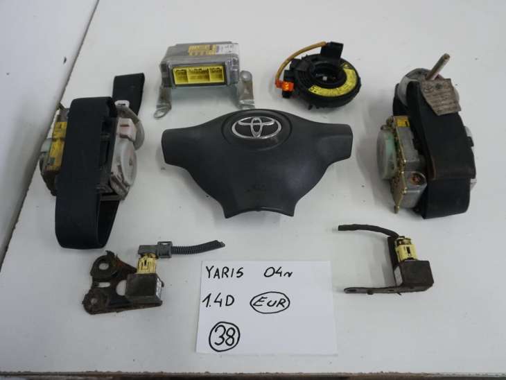 Toyota Yaris I 2004r 1.4d Zestaw Airbag Poduszka Kierowcy Pasy Sensor 89170-0d070 209996-101