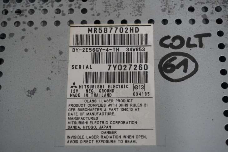Mitsubishi Colt Radio Cd Mr587702hd Dy-2e56gy-Th - Image 3