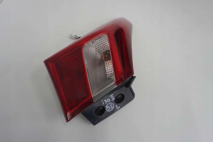 Hyundai I30 II Hatchback Lampa Tylna Lewa 2013rok - Image 4