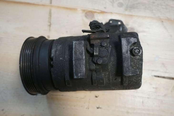 Toyota Corolla Verso I Kompresor Sprężarka Klimatyzacji 4472200-4232 - Image 7