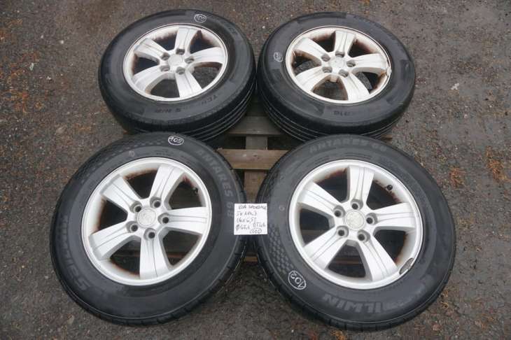 Kia Sportage II Felgi 16 5x114.3 Et46 215/65r16