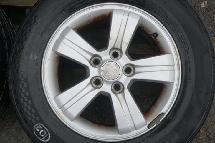 Kia Sportage II Felgi 16 5x114.3 Et46 215/65r16 - Image 2