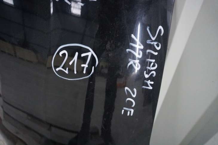 Suzuki Splash Błotnik Lewy Przedni Zce Czarny - Image 2