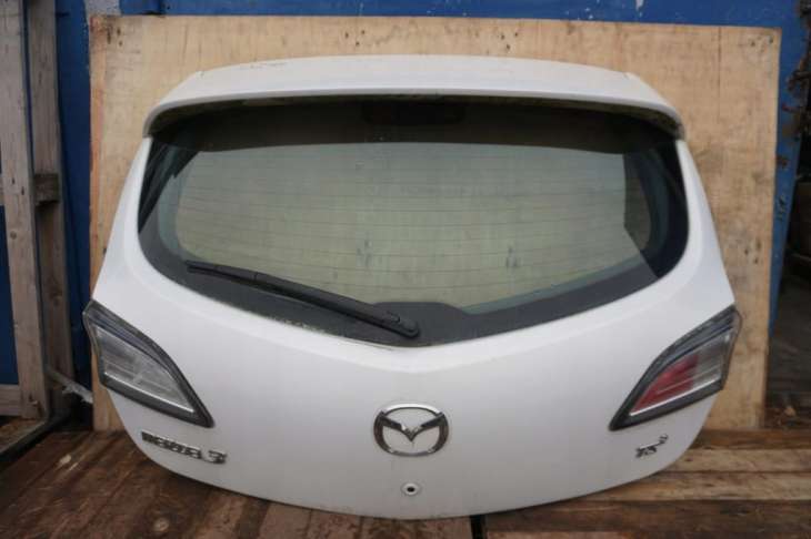 Mazda 3 Bl Klapa Bagażnika 34k Szyba Biała Nr.48