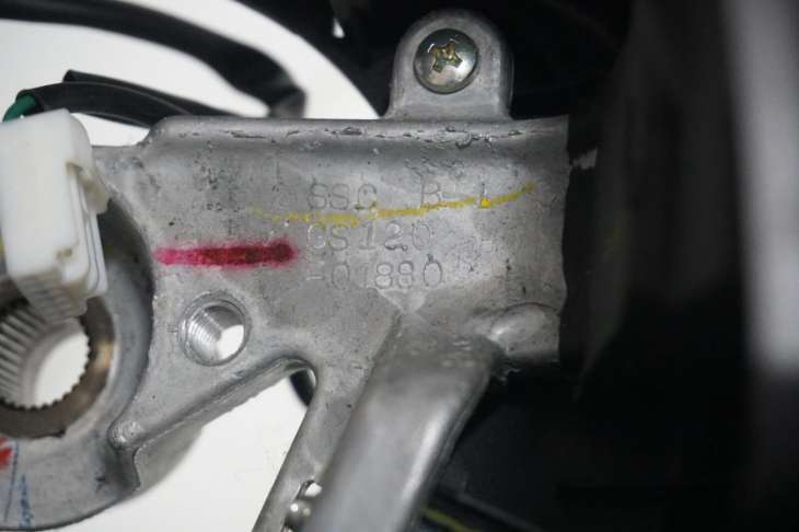 Suzuki Swift Mk6 III Kierownica Skóra Nr.41 - Image 4