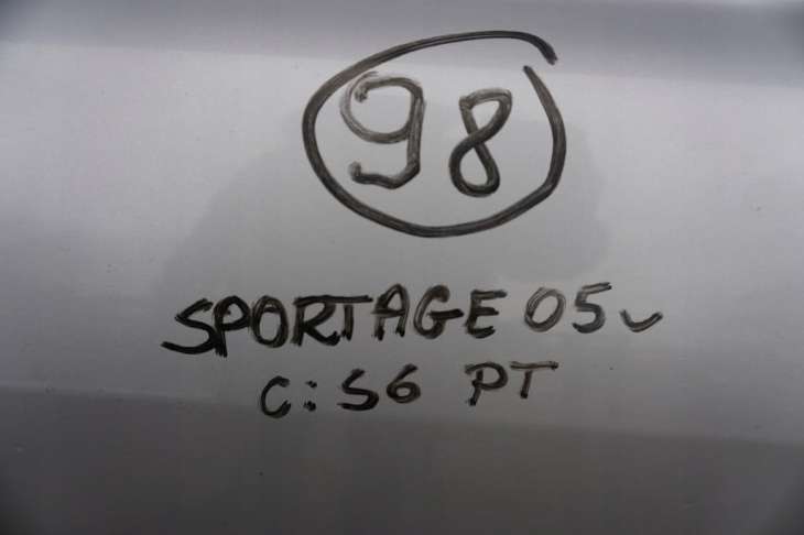 Kia Sportage II Je Drzwi Prawe Tylne Szyba S6 Srebrny Bez Listwy - Image 2