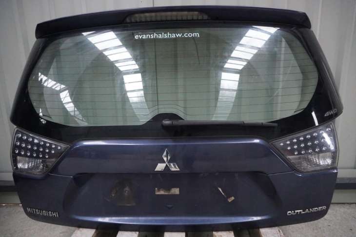 Mitsubishi Outlander II Klapa Bagażnika T65 Szyba Lampy