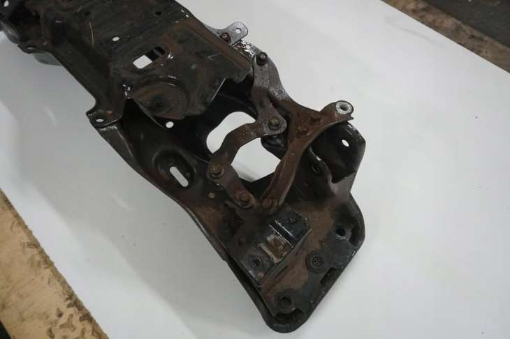 Subaru Forester IV Sj 2.0xt Belka Zawieszenia Przedniego Sanki Kołyska - Image 5