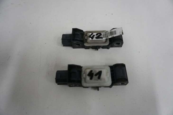 Kia Sportage II Czujnik Uderzeniowy 0285003061 95930-2e000 2006-2010rok - Image 2